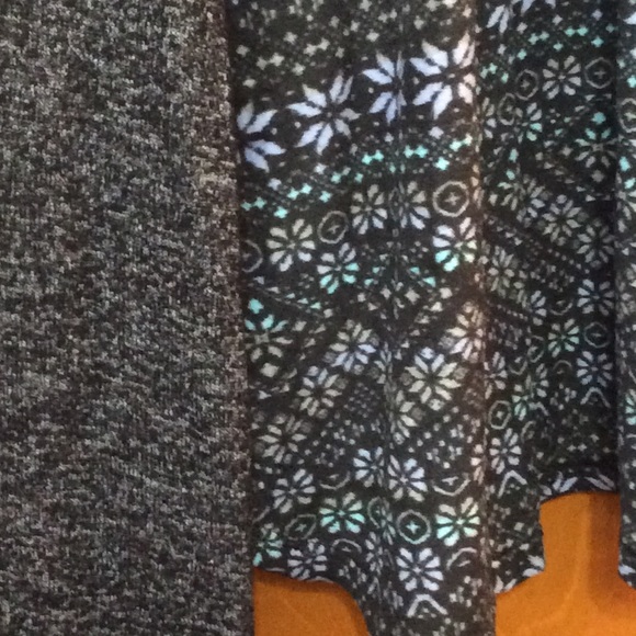 COPY - COPY - Soft, fleece feel, sweater. - Picture 4 of 8